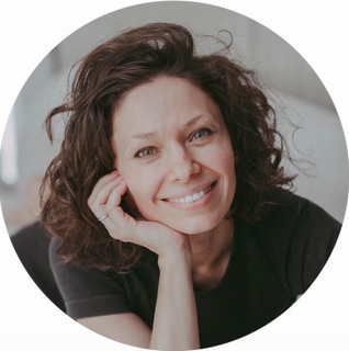 Анна Пискун — тренер бережного фитнеса в Москве logo